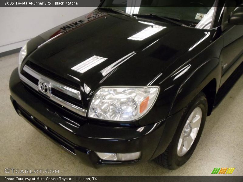 Black / Stone 2005 Toyota 4Runner SR5