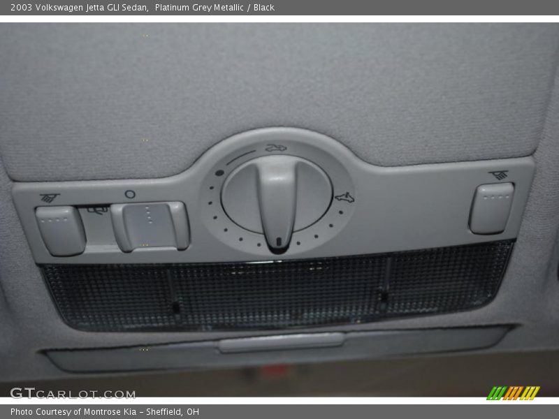 Platinum Grey Metallic / Black 2003 Volkswagen Jetta GLI Sedan