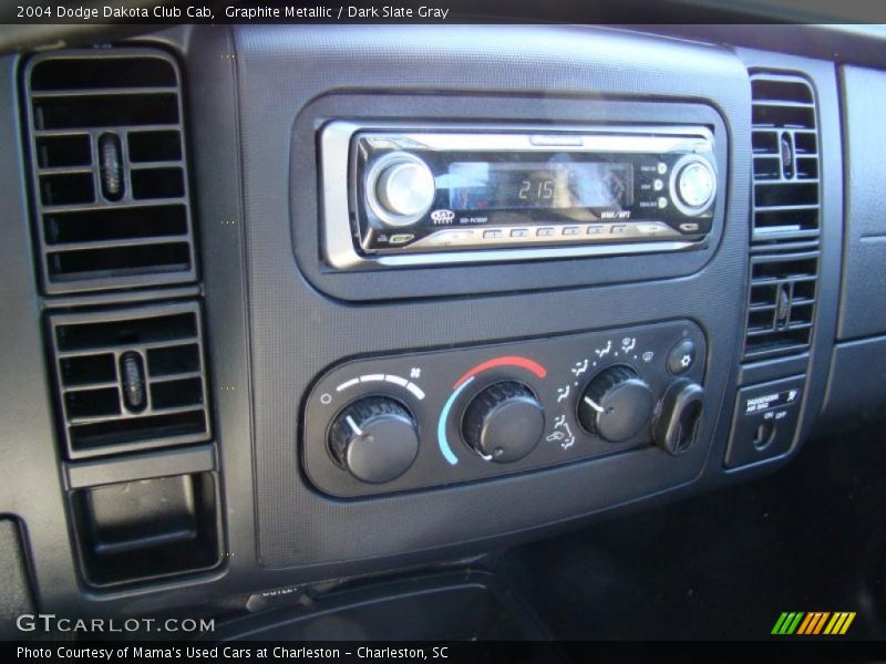 Graphite Metallic / Dark Slate Gray 2004 Dodge Dakota Club Cab