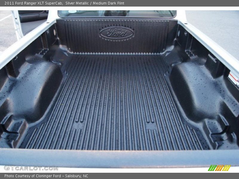  2011 Ranger XLT SuperCab Trunk