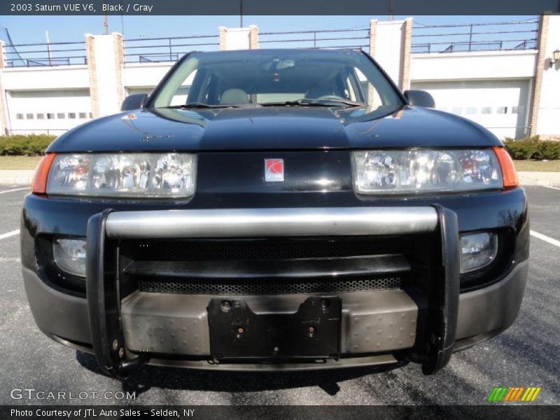 Black / Gray 2003 Saturn VUE V6