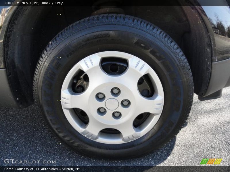 Black / Gray 2003 Saturn VUE V6