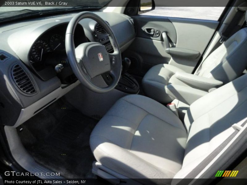Black / Gray 2003 Saturn VUE V6