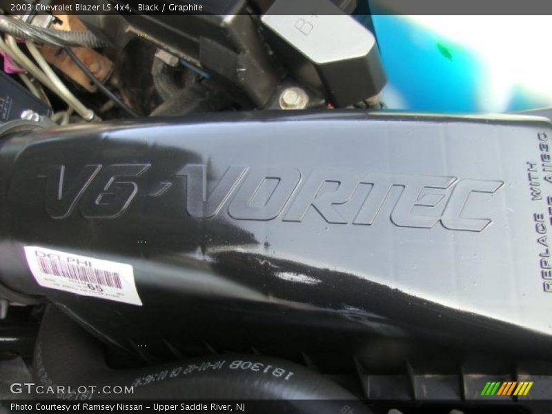 Black / Graphite 2003 Chevrolet Blazer LS 4x4