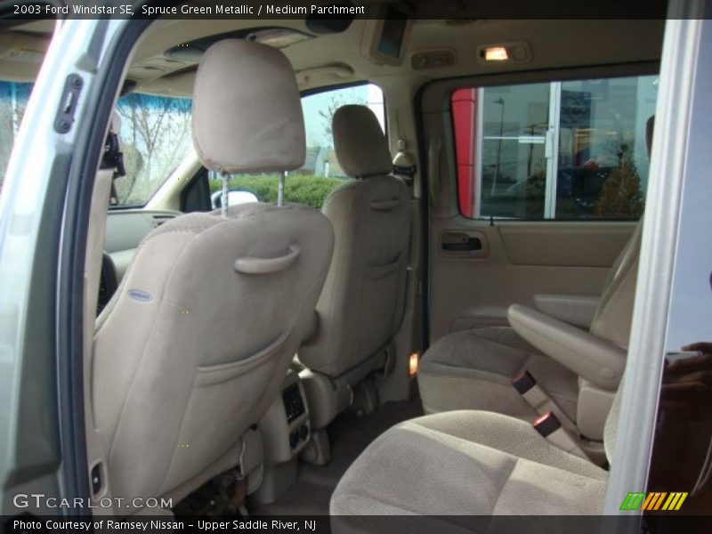  2003 Windstar SE Medium Parchment Interior