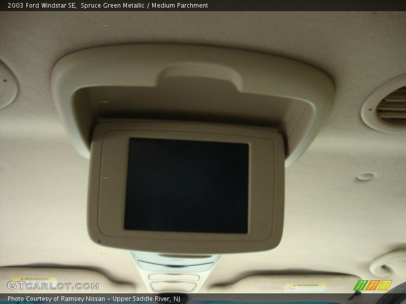 Spruce Green Metallic / Medium Parchment 2003 Ford Windstar SE