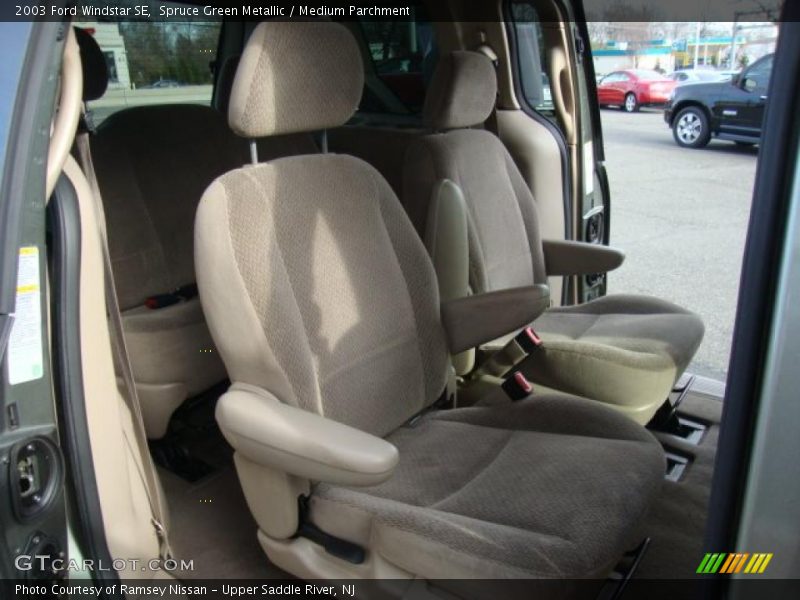  2003 Windstar SE Medium Parchment Interior