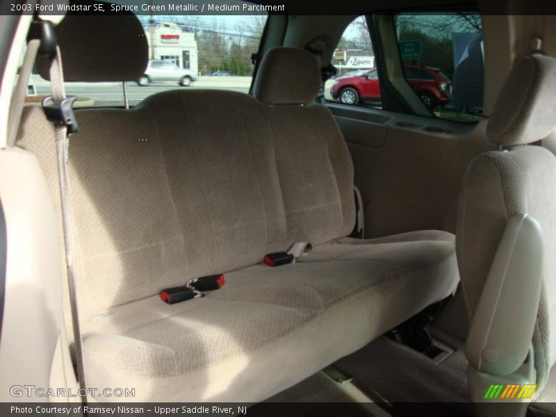  2003 Windstar SE Medium Parchment Interior