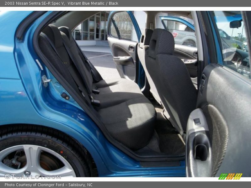 Vibrant Blue Metallic / Black 2003 Nissan Sentra SE-R Spec V