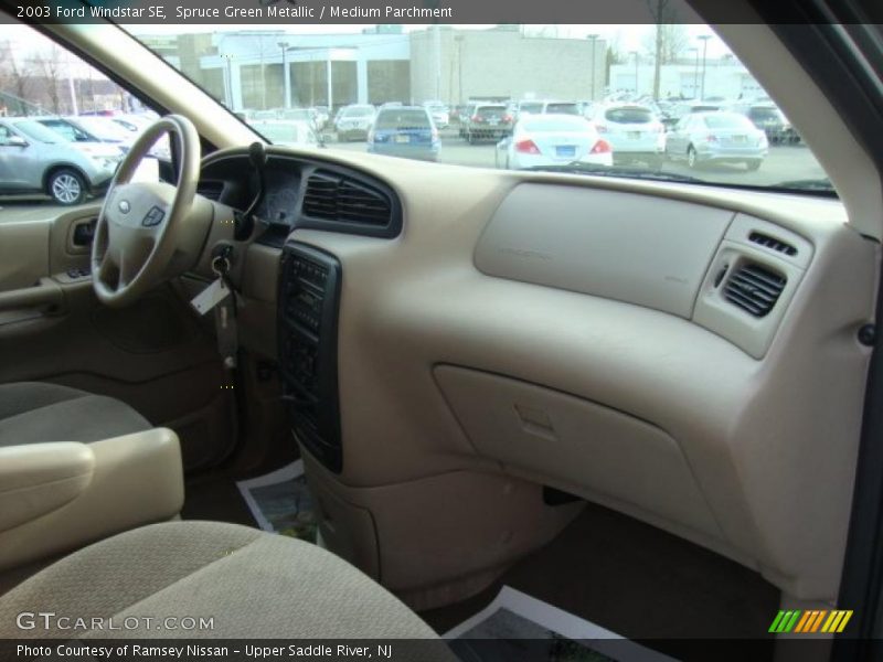 Dashboard of 2003 Windstar SE