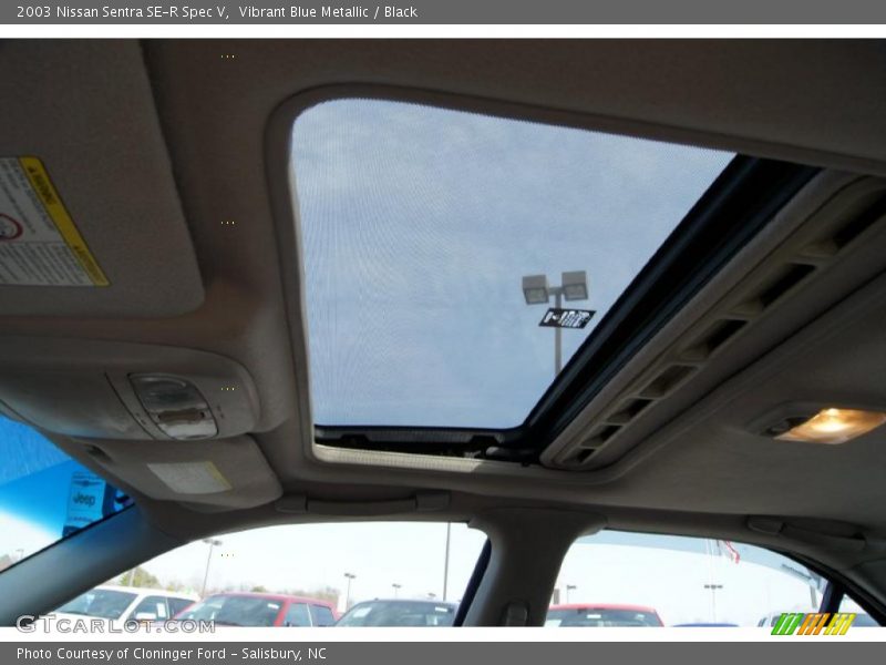 Sunroof of 2003 Sentra SE-R Spec V