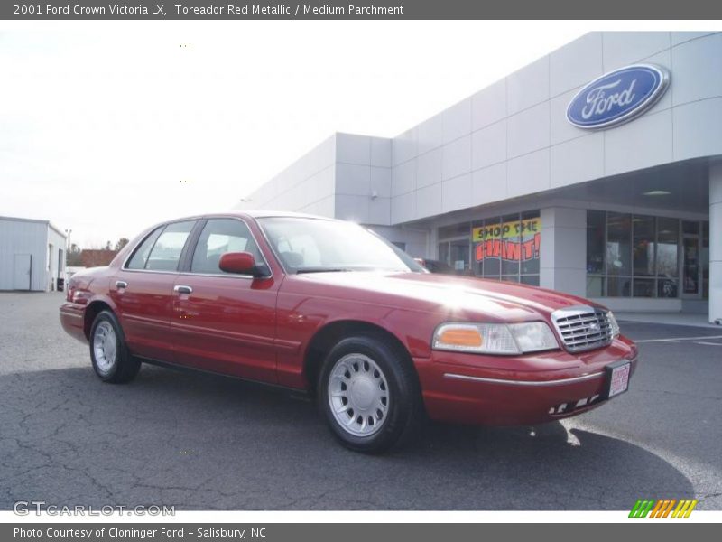 Toreador Red Metallic / Medium Parchment 2001 Ford Crown Victoria LX