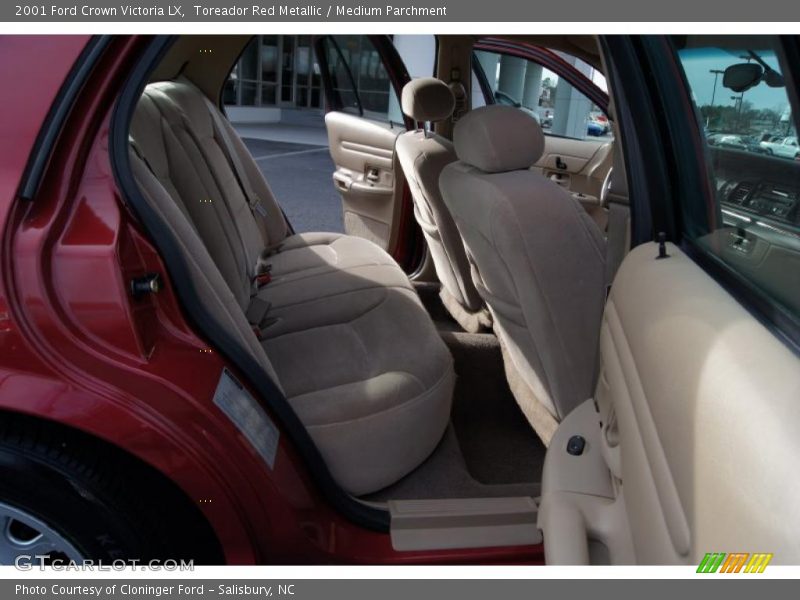  2001 Crown Victoria LX Medium Parchment Interior