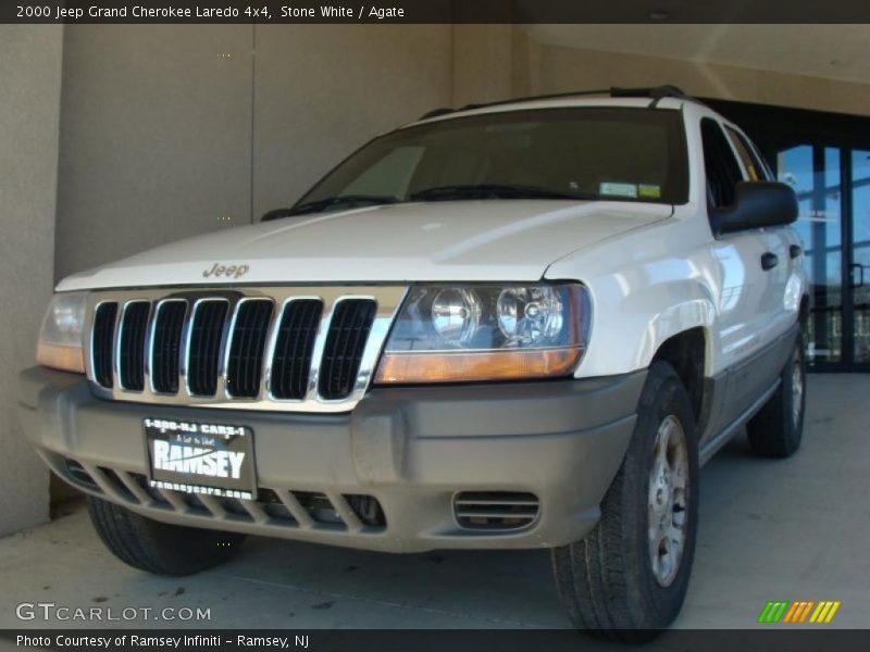 Stone White / Agate 2000 Jeep Grand Cherokee Laredo 4x4