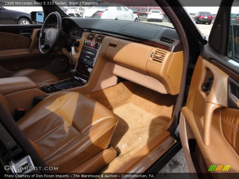 Black / Palamino 1996 Mercedes-Benz E 320 Sedan