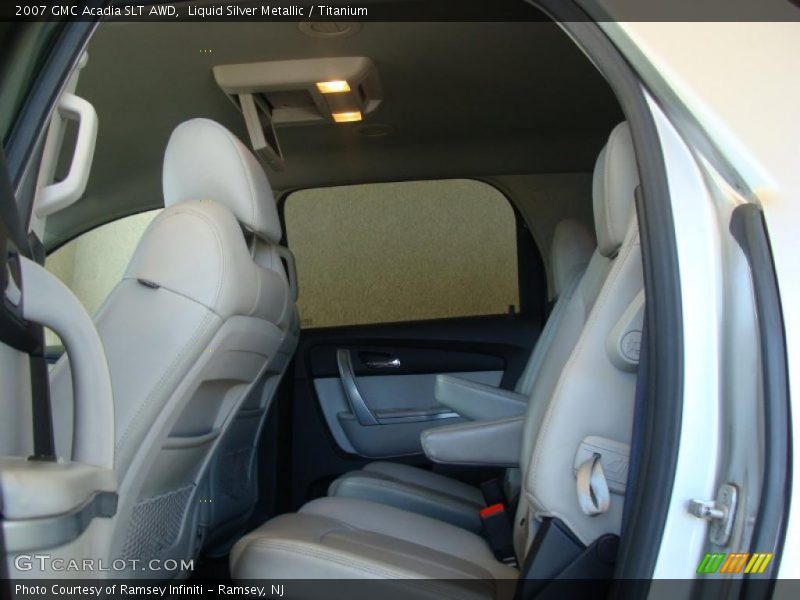 Liquid Silver Metallic / Titanium 2007 GMC Acadia SLT AWD
