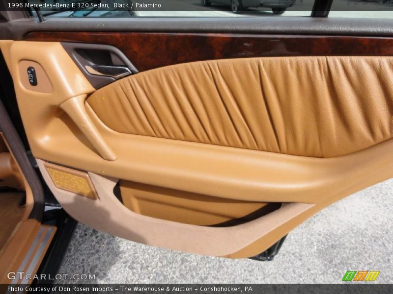 Door Panel of 1996 E 320 Sedan