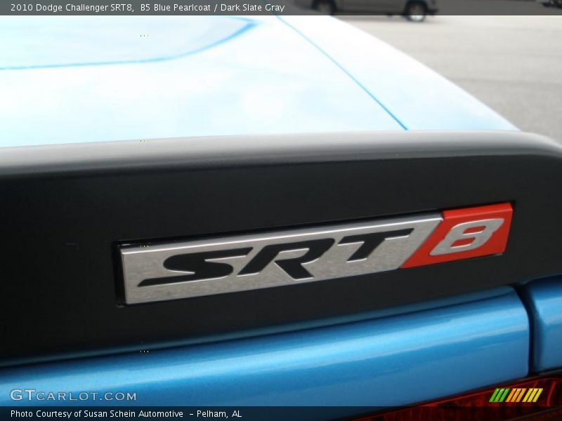  2010 Challenger SRT8 Logo
