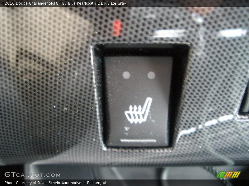 Controls of 2010 Challenger SRT8