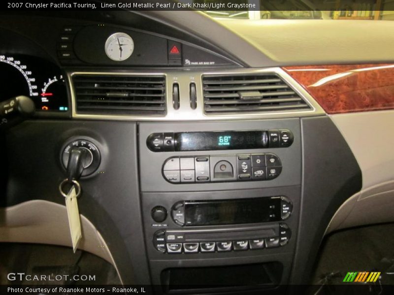 Linen Gold Metallic Pearl / Dark Khaki/Light Graystone 2007 Chrysler Pacifica Touring