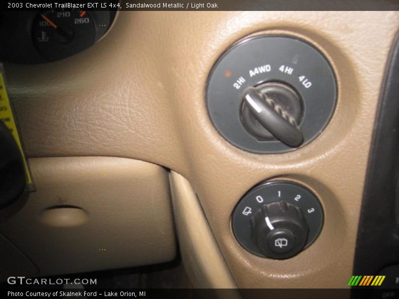 Sandalwood Metallic / Light Oak 2003 Chevrolet TrailBlazer EXT LS 4x4