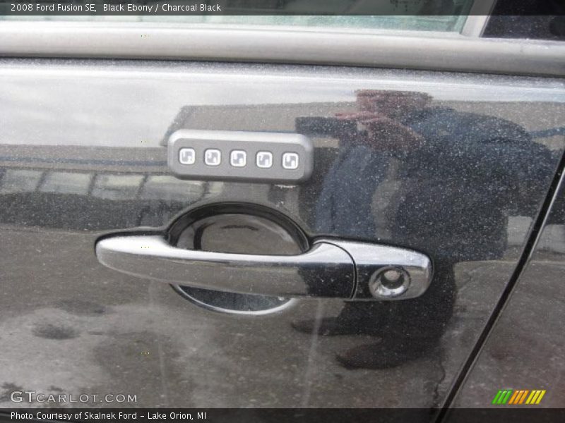 Black Ebony / Charcoal Black 2008 Ford Fusion SE