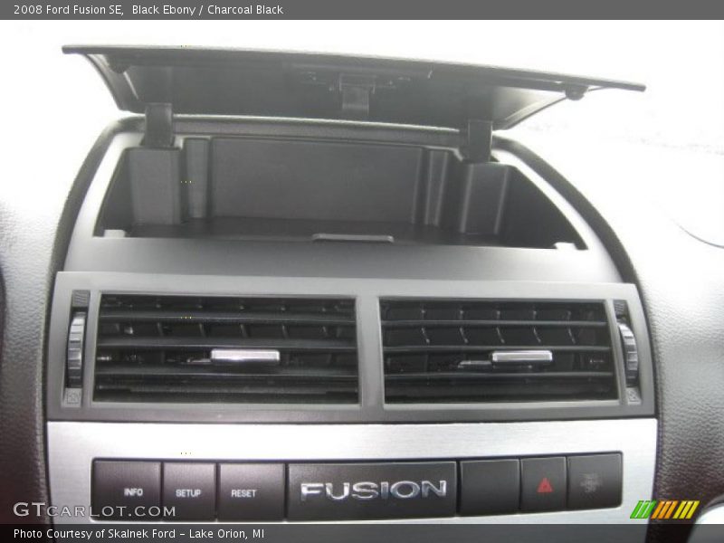 Black Ebony / Charcoal Black 2008 Ford Fusion SE