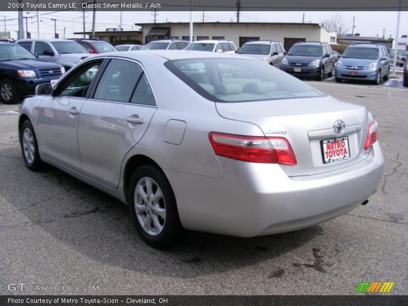 Classic Silver Metallic / Ash 2009 Toyota Camry LE