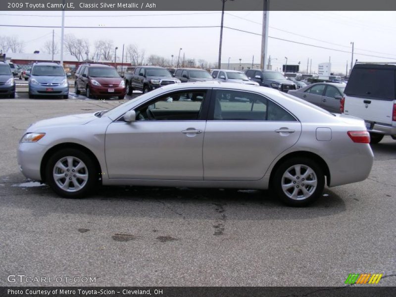 Classic Silver Metallic / Ash 2009 Toyota Camry LE