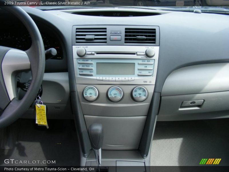 Classic Silver Metallic / Ash 2009 Toyota Camry LE