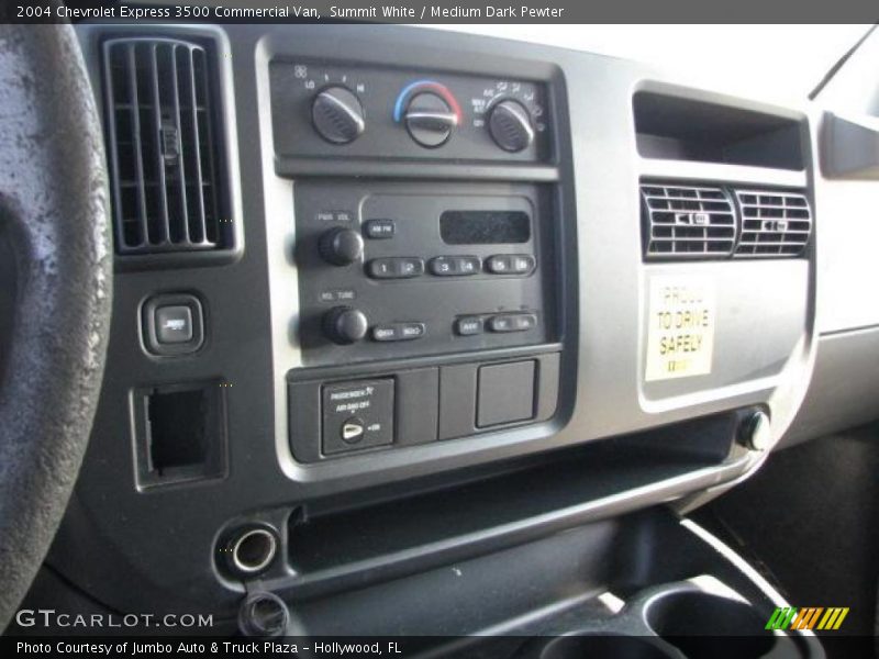 Summit White / Medium Dark Pewter 2004 Chevrolet Express 3500 Commercial Van