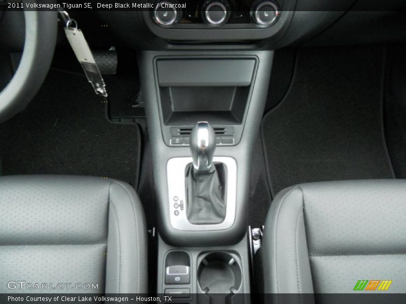  2011 Tiguan SE 6 Speed Tiptronic Automatic Shifter