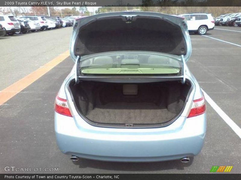 Sky Blue Pearl / Bisque 2009 Toyota Camry XLE V6