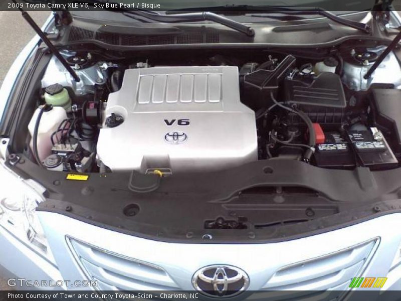 Sky Blue Pearl / Bisque 2009 Toyota Camry XLE V6