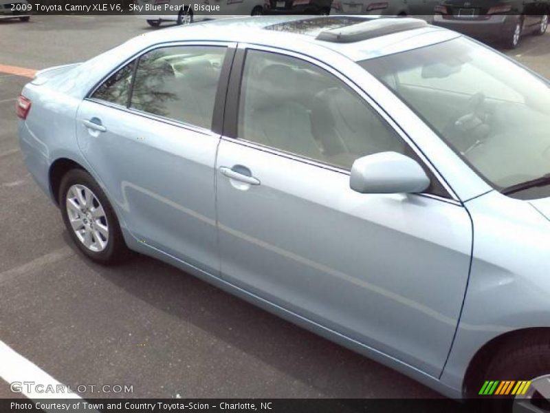 Sky Blue Pearl / Bisque 2009 Toyota Camry XLE V6