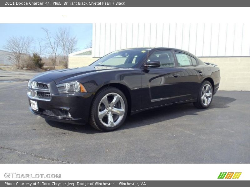 Front 3/4 View of 2011 Charger R/T Plus