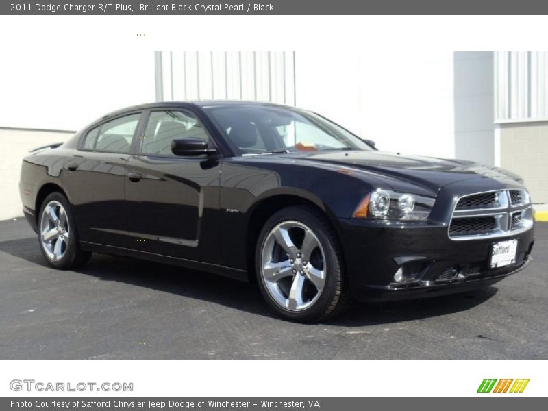 Front 3/4 View of 2011 Charger R/T Plus