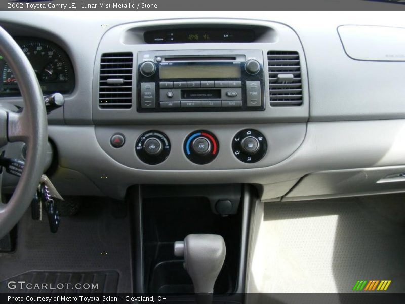 Lunar Mist Metallic / Stone 2002 Toyota Camry LE