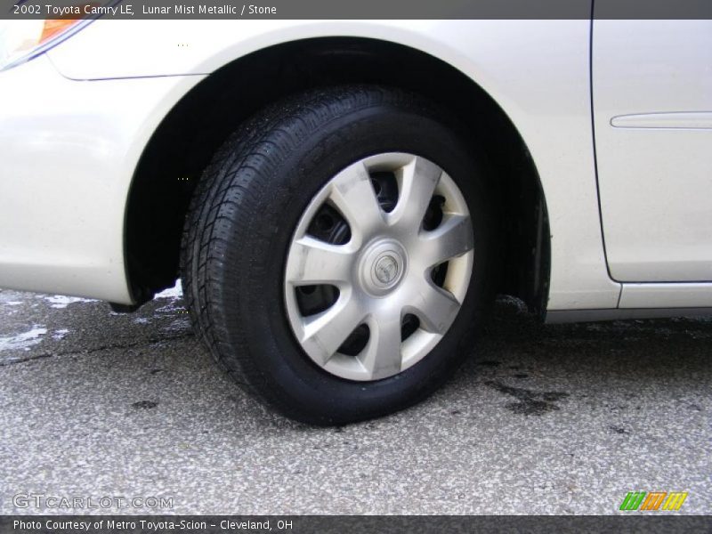 Lunar Mist Metallic / Stone 2002 Toyota Camry LE