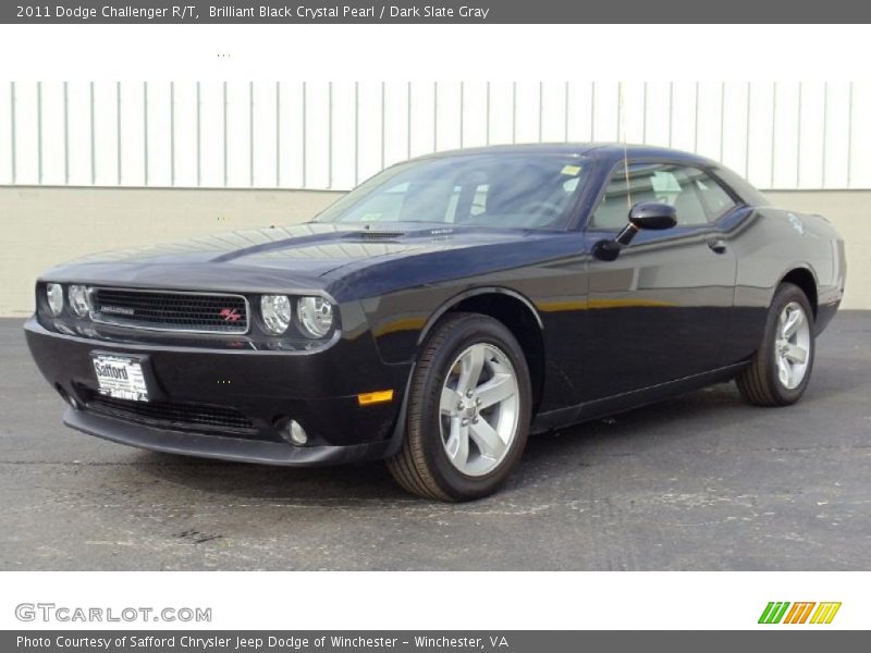Front 3/4 View of 2011 Challenger R/T