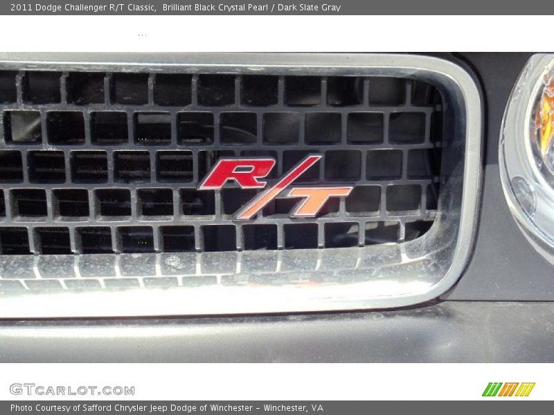  2011 Challenger R/T Classic Logo