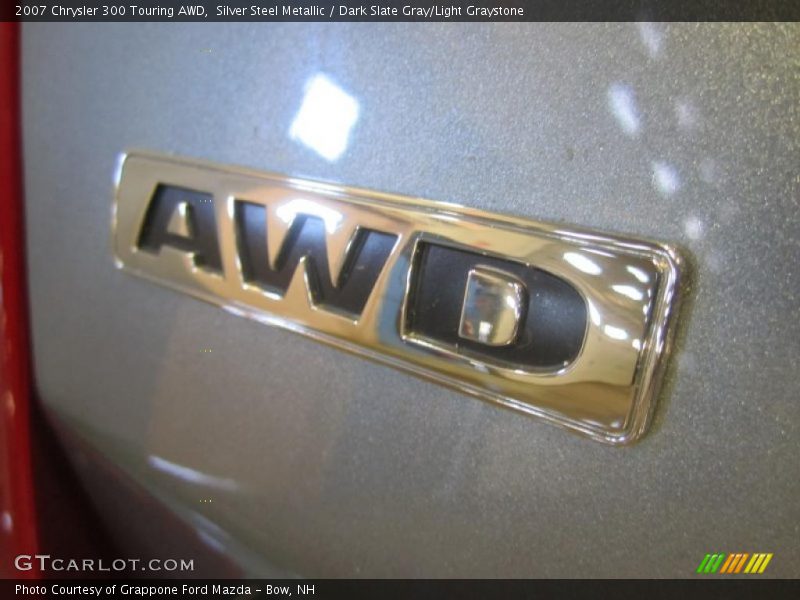  2007 300 Touring AWD Logo