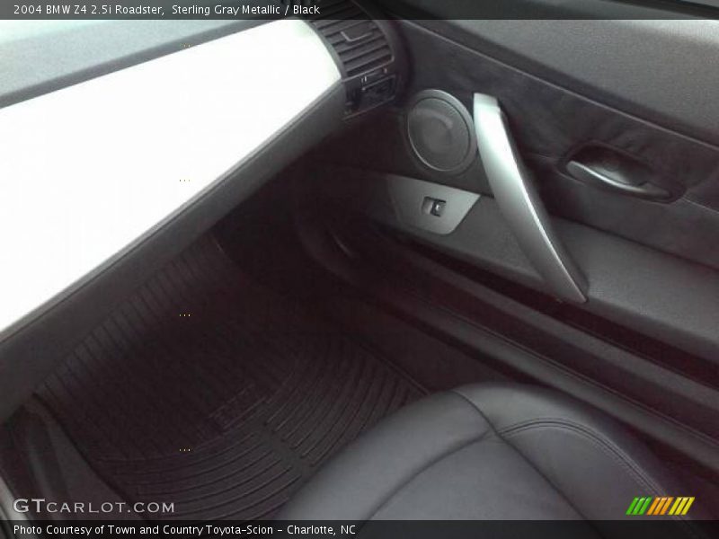 Sterling Gray Metallic / Black 2004 BMW Z4 2.5i Roadster