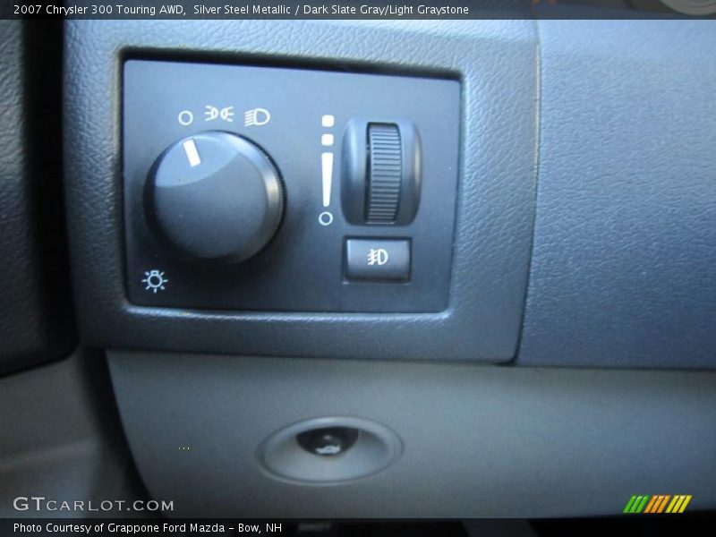 Controls of 2007 300 Touring AWD