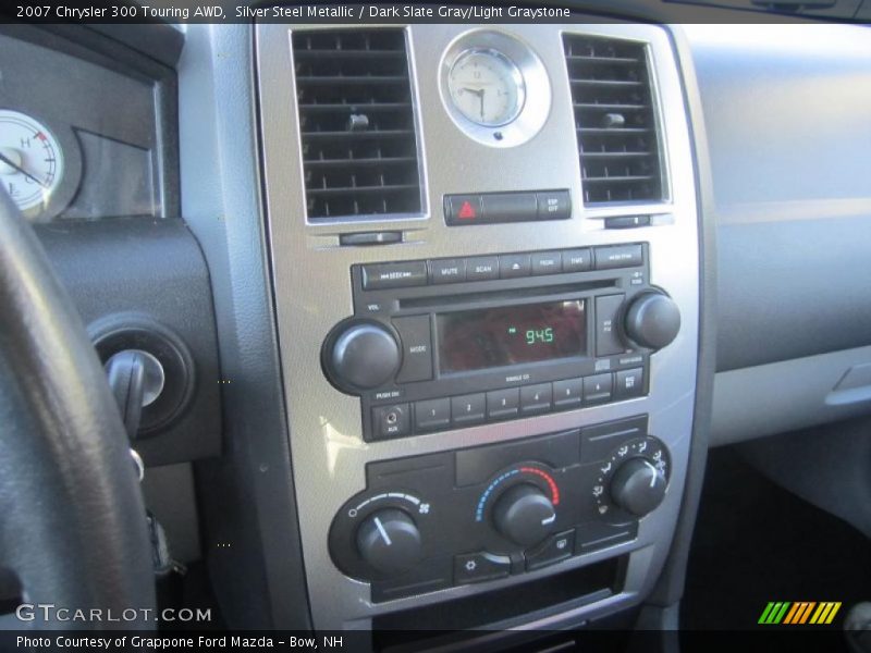 Controls of 2007 300 Touring AWD