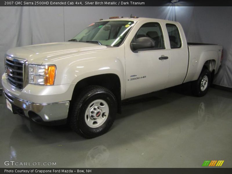 Silver Birch Metallic / Dark Titanium 2007 GMC Sierra 2500HD Extended Cab 4x4