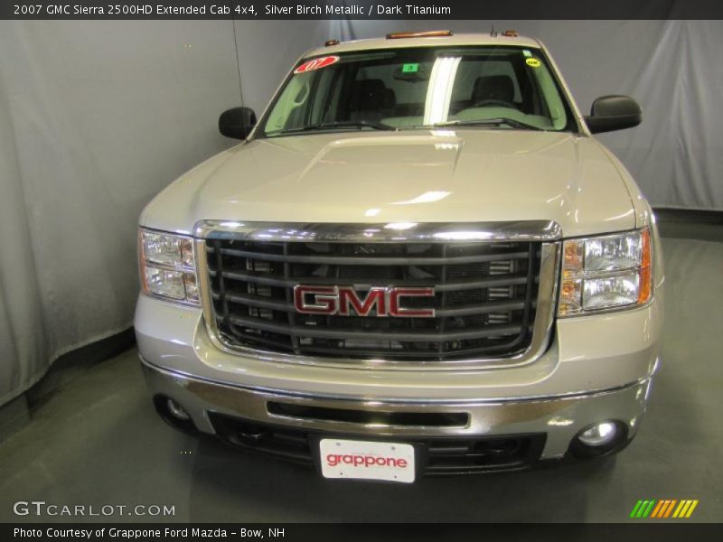Silver Birch Metallic / Dark Titanium 2007 GMC Sierra 2500HD Extended Cab 4x4