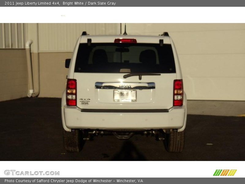 Bright White / Dark Slate Gray 2011 Jeep Liberty Limited 4x4