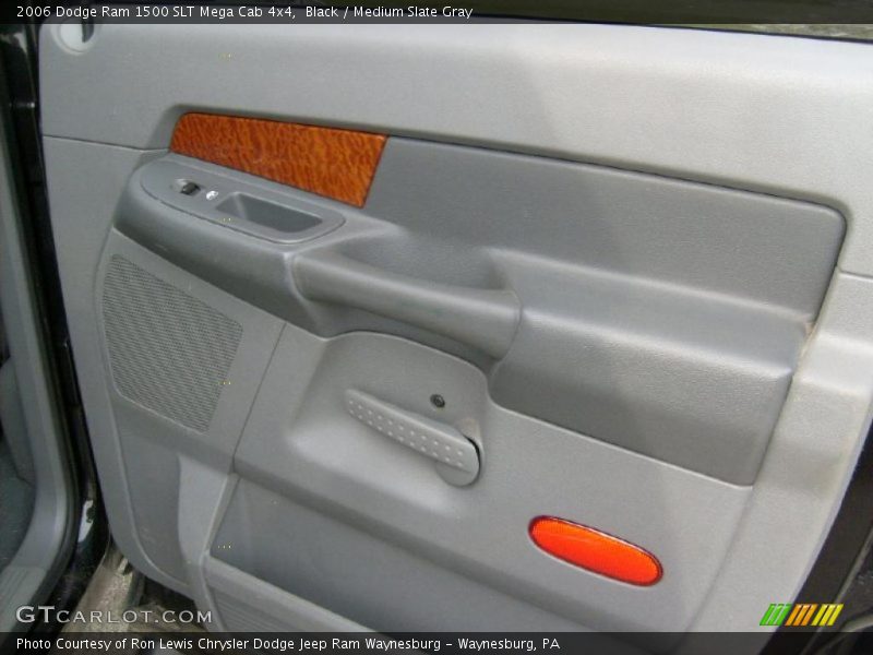 Black / Medium Slate Gray 2006 Dodge Ram 1500 SLT Mega Cab 4x4