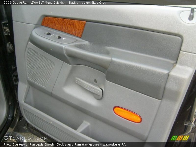 Black / Medium Slate Gray 2006 Dodge Ram 1500 SLT Mega Cab 4x4